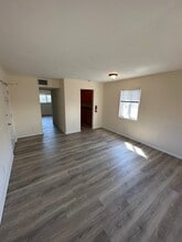 1063 W 48th St in Norfolk, VA - Building Photo - Building Photo