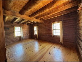 387 Schmidtzinsky Rd in Fredericksburg, TX - Building Photo - Building Photo
