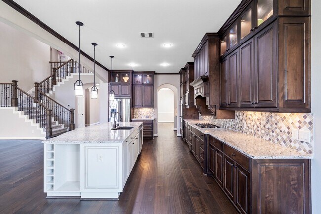 property at 27527 Stonebrook Manor Ln