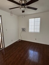 11041 Leadwell St, Unit Guest house in Sun Valley, CA - Foto de edificio - Building Photo