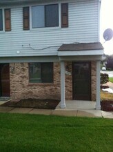 50100 South Benny Court in New Baltimore, MI - Building Photo - Building Photo