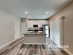 166 Oak Creek Rd in Statesville, NC - Building Photo - Building Photo
