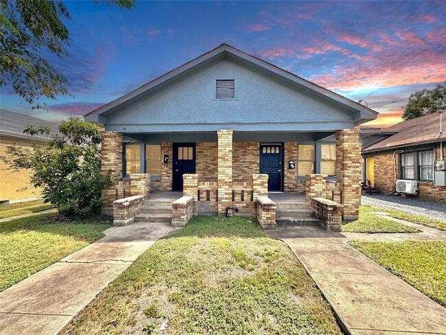 property at 7 Hunt St