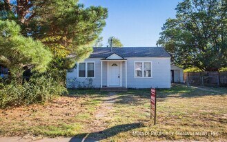 2813 37th St in Lubbock, TX - Building Photo