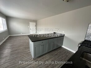 3820 25th Ave in Schiller Park, IL - Building Photo - Building Photo