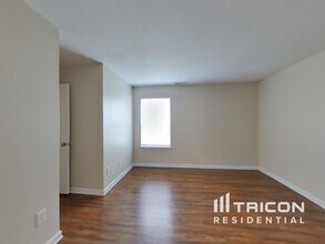 10719 Tedder Lake Dr in Indianapolis, IN - Building Photo - Building Photo
