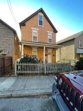 903 Johnston Ave, Unit C in Kittanning, PA - Foto de edificio - Building Photo