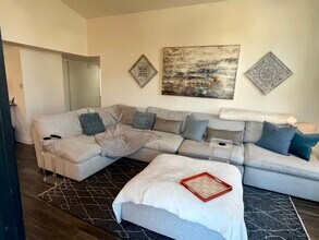 110 Via Solaro, Unit 110 in Encinitas, CA - Building Photo - Building Photo