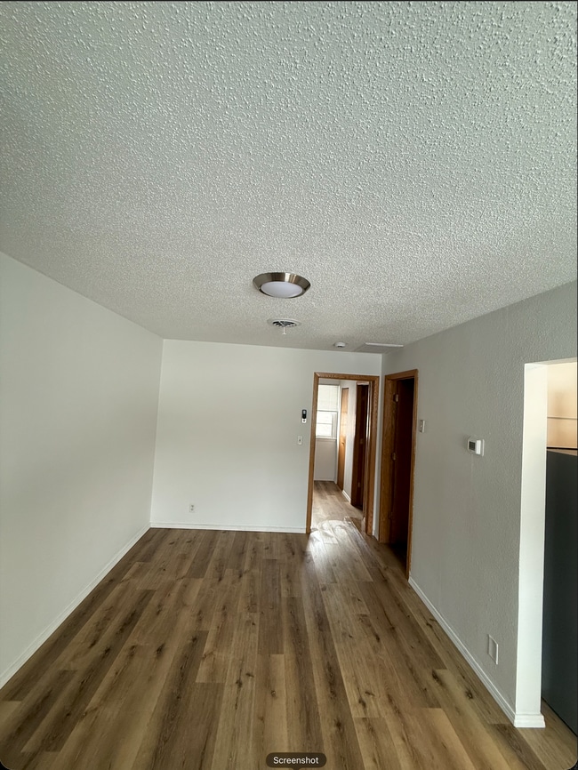 323 Seward Ave in Grand Forks, ND - Building Photo - Building Photo