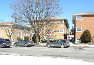 9714-9720 Pacific Ave in Franklin Park, IL - Foto de edificio - Building Photo