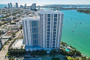 1330 West Ave, Unit 1009 in Miami Beach, FL - Building Photo