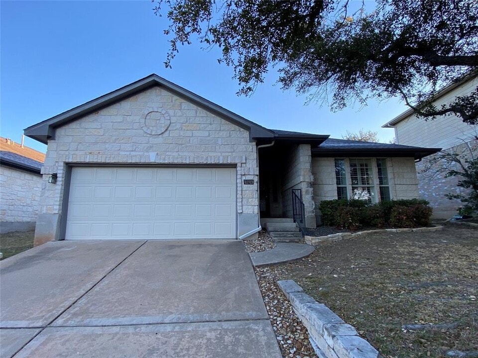 4249 Canyon Glen Cir in Austin, TX - Building Photo