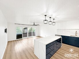 3050 S Bristol St in Santa Ana, CA - Building Photo