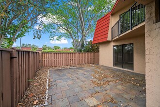8237 Severn Dr in Boca Raton, FL - Building Photo - Building Photo