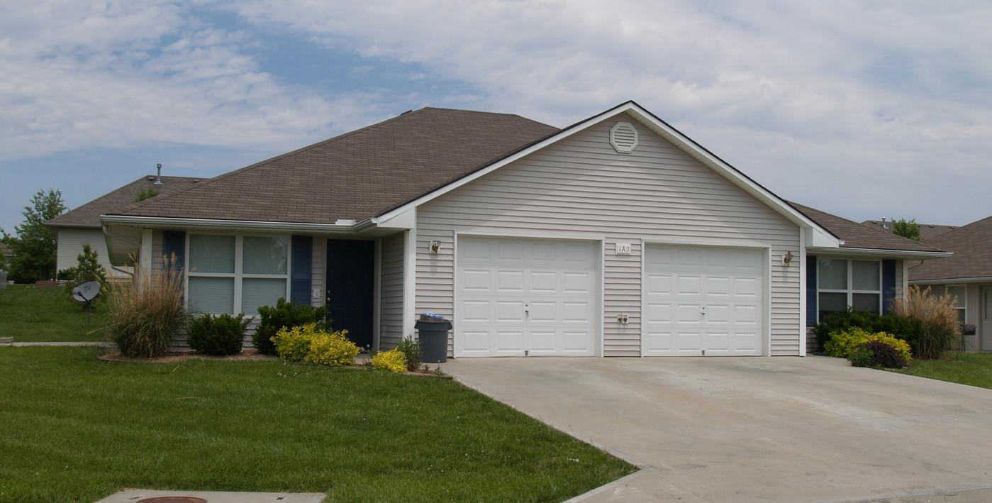 Quail Creek in Odessa, MO - Building Photo