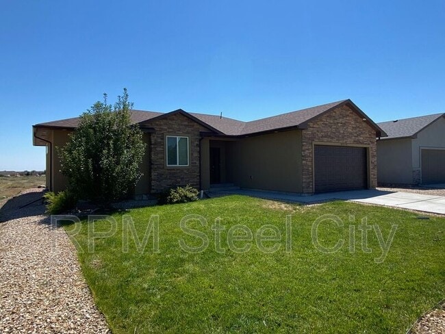 5514 Mark Twain Ln in Pueblo, CO - Building Photo - Building Photo