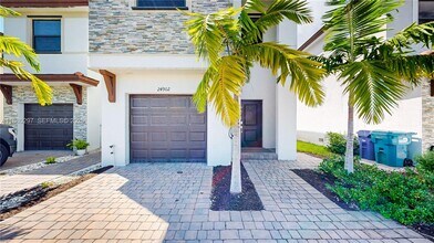 24902 SW 107th Ave in Homestead, FL - Building Photo - Building Photo