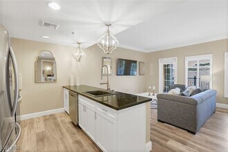 30 Strada Di Villaggio in Henderson, NV - Building Photo - Building Photo