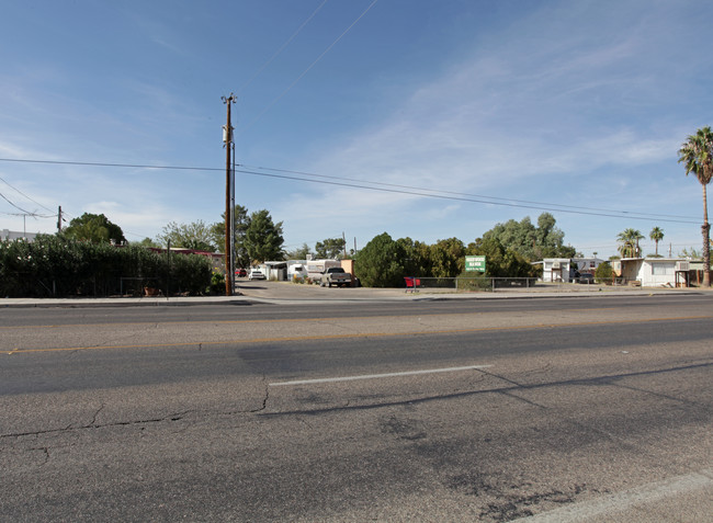 Sherwood Manor in Tucson, AZ - Foto de edificio - Building Photo