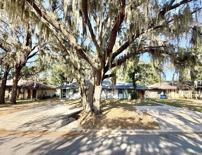 property at 1339 Eagleview Dr