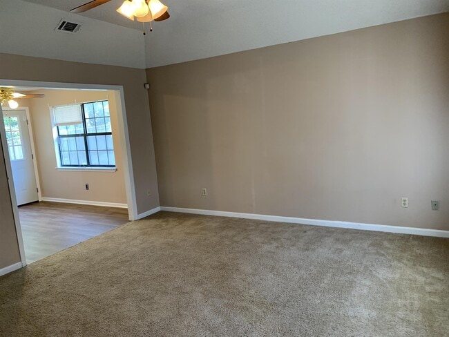 234 Garden Cir in Hinesville, GA - Building Photo - Building Photo