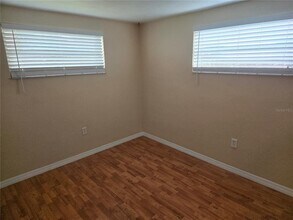 5307 Whippoorwill Dr in Holiday, FL - Building Photo - Building Photo