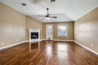 1918 Caddo St in Little Elm, TX - Building Photo - Building Photo