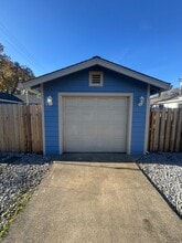 2124 Garden Ave in Redding, CA - Building Photo - Building Photo