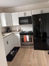 2014 Willis St in Columbia, SC - Building Photo - Building Photo