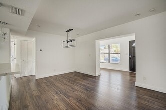715 W Palm St in Lantana, FL - Building Photo - Building Photo