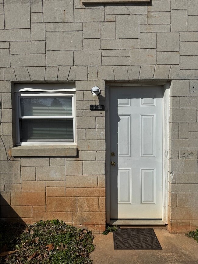 property at 2978 Old Shelby Rd