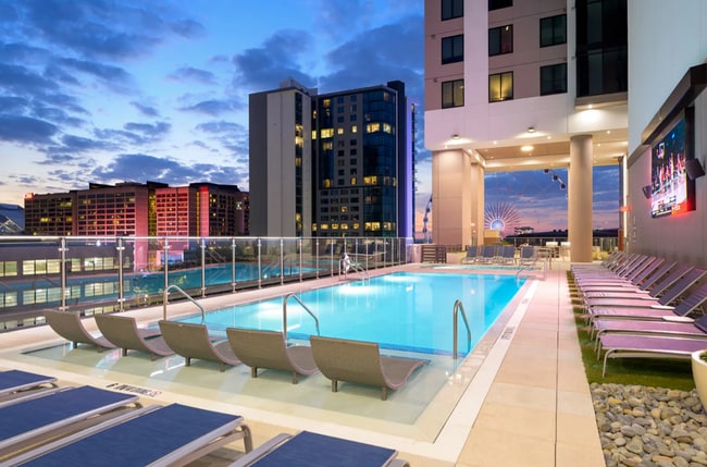 The Legacy at Centennial in Atlanta, GA - Foto de edificio - Building Photo