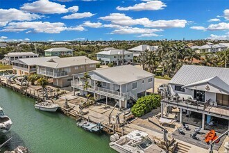 106 Channel Dr in Marathon, FL - Building Photo - Building Photo