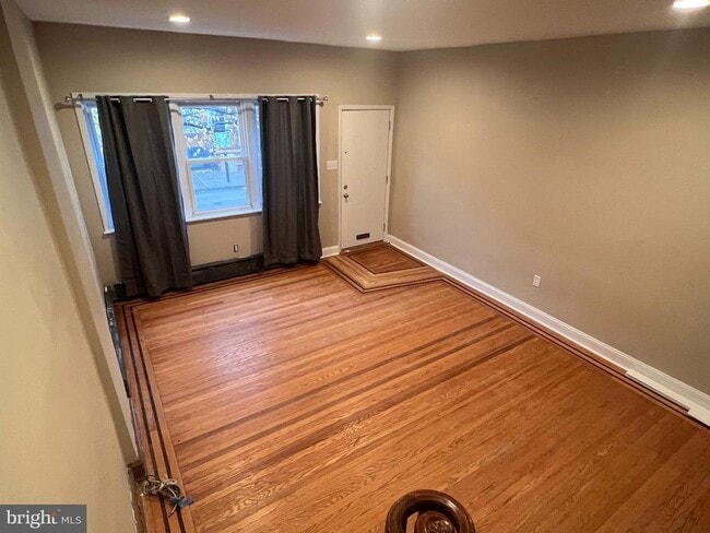 property at 3215 Salmon St