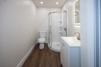 106 Ward Ave in Bellevue, KY - Foto de edificio - Building Photo