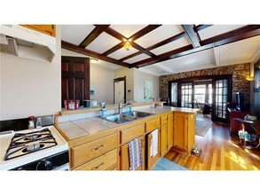 604 Holly Ave in St. Paul, MN - Building Photo - Building Photo