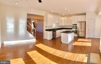 1802 Dawson St in Vienna, VA - Building Photo - Building Photo