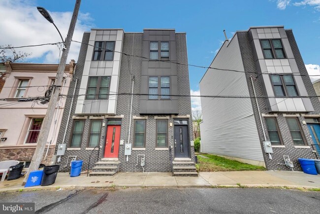 property at 535 Morse St