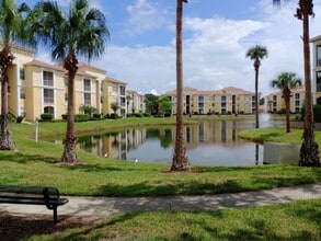 1440 Lake Shadow Cir-Unit -Lake Shadow Cir. in Maitland, FL - Building Photo - Building Photo