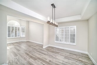 9317 Sienna Ridge Dr in Las Vegas, NV - Building Photo - Building Photo