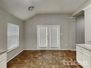 630 Azalea Dr, Unit 1703 in Glenn Heights, TX - Building Photo - Building Photo