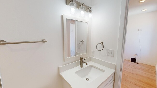 201 Kennedy St NW, Unit 7 in Washington, DC - Building Photo - Building Photo