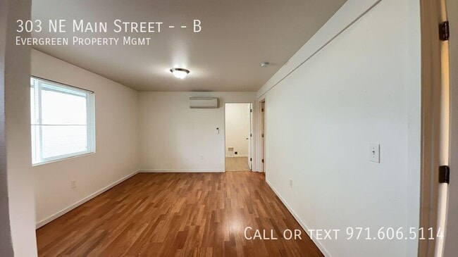 303 NE Main St in Estacada, OR - Building Photo - Building Photo
