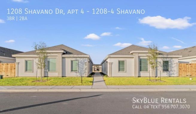 1208 Shavano Dr in Edinburg, TX - Building Photo