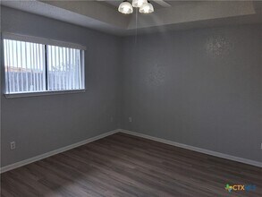 3801 Riverrock Dr in Killeen, TX - Foto de edificio - Building Photo