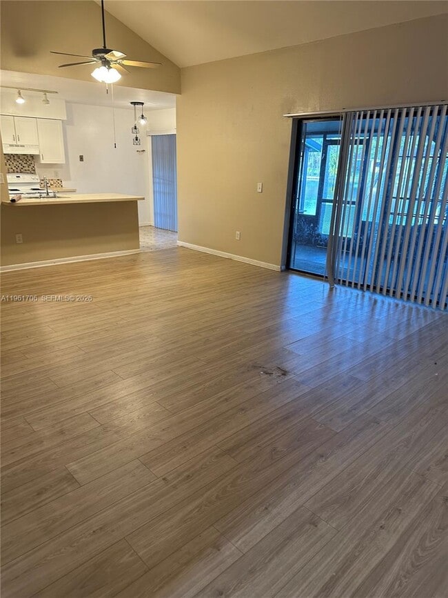 1525 Sandpiper Blvd in Homestead, FL - Building Photo - Building Photo