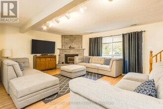 910 Concession Rd 17 W in Tiny, ON - Building Photo - Building Photo