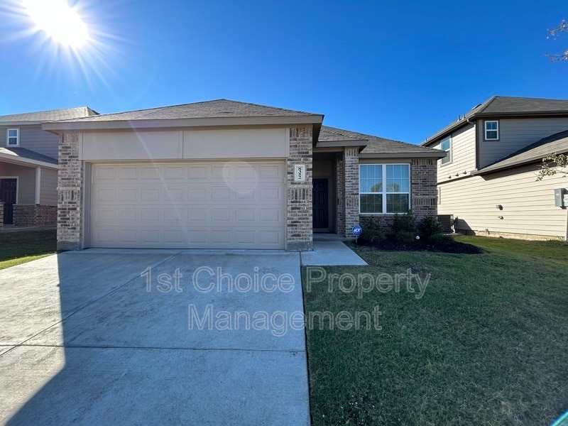 8352 Horned Maple Trl in Fort Worth, TX - Building Photo