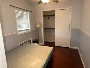 750 Irving Pl in Secaucus, NJ - Building Photo - Building Photo