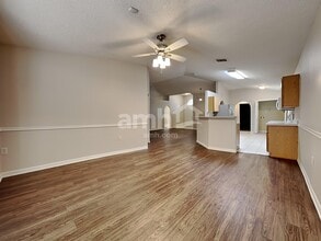 3293 Carlotta Rd in Middleburg, FL - Building Photo - Building Photo